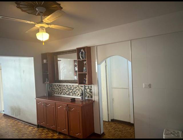 2 BEDROOM APARTMENT FOR SALE IN DURBAN CBD